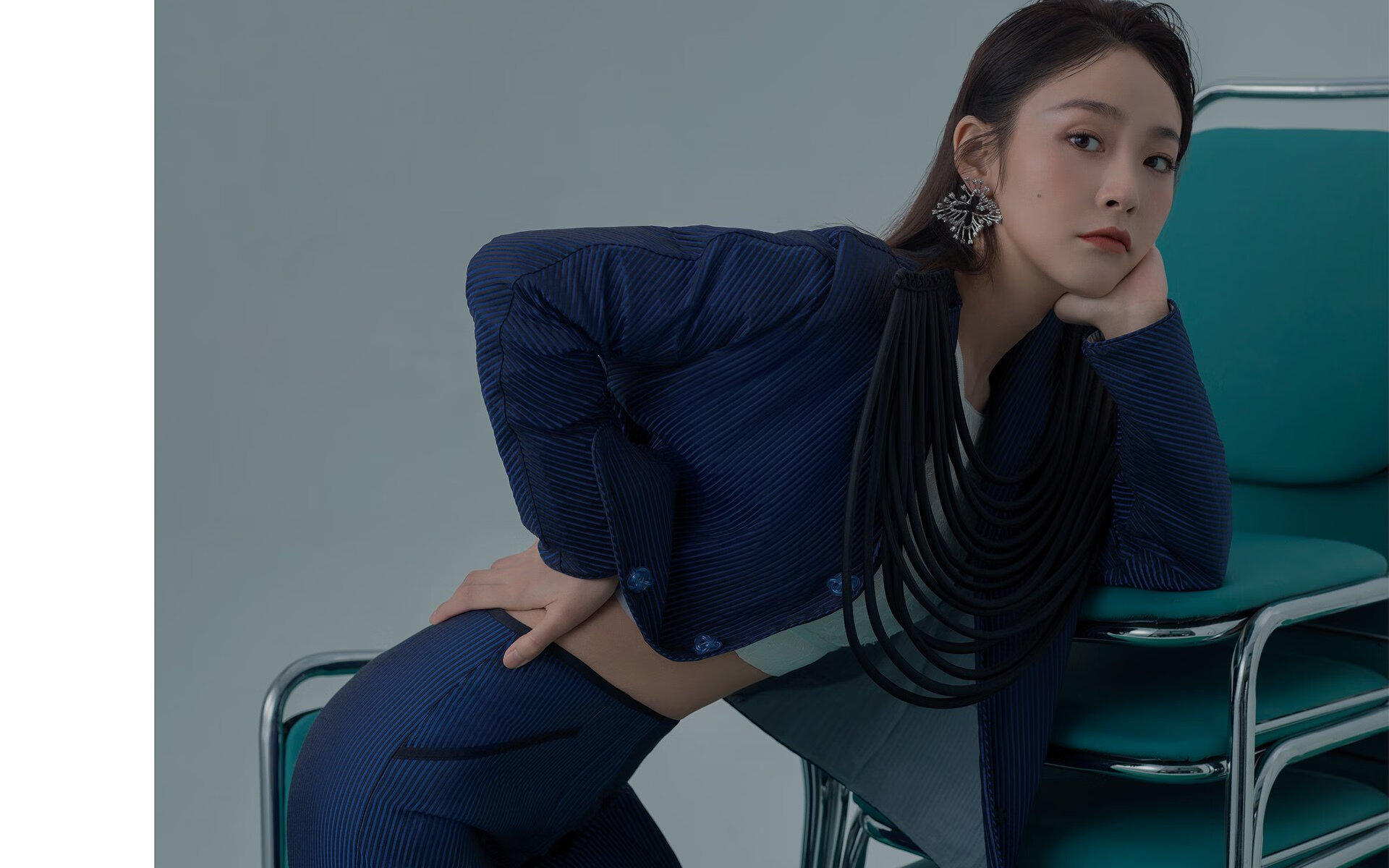 摩洛哥强压下的德甲变局，奥亚尔萨瓦尔如何以接管者姿态重写争冠叙事