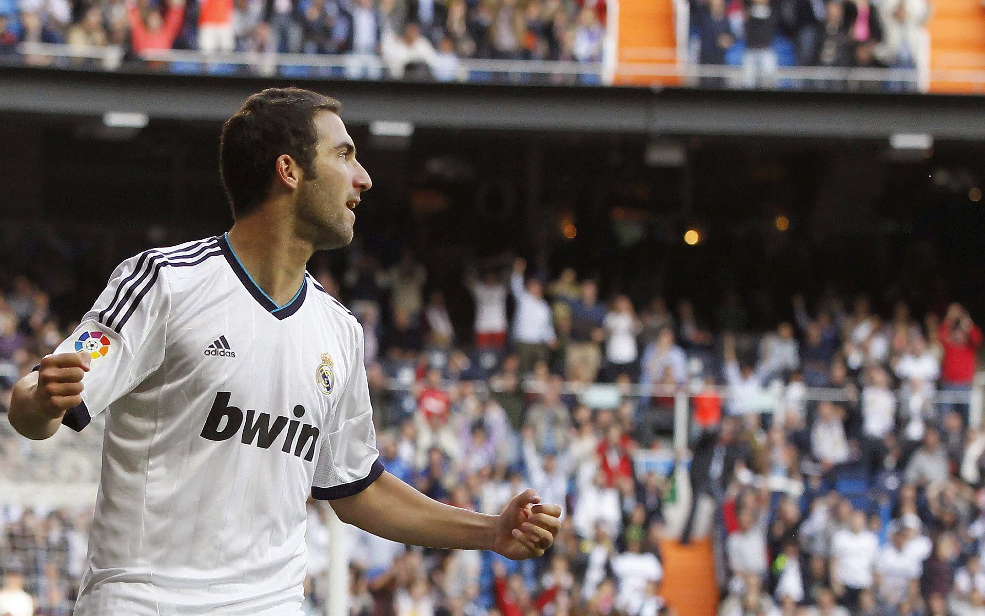 英超争冠焦点战与国际米兰关键战突围尤文，双线争冠的战术与意志较量