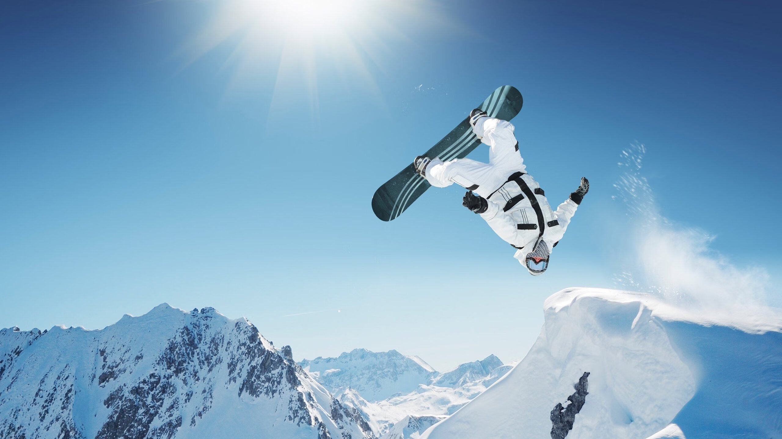 那不勒斯对阵波兰，巴尔韦德关键回合不手软，一锤定音的战术智慧