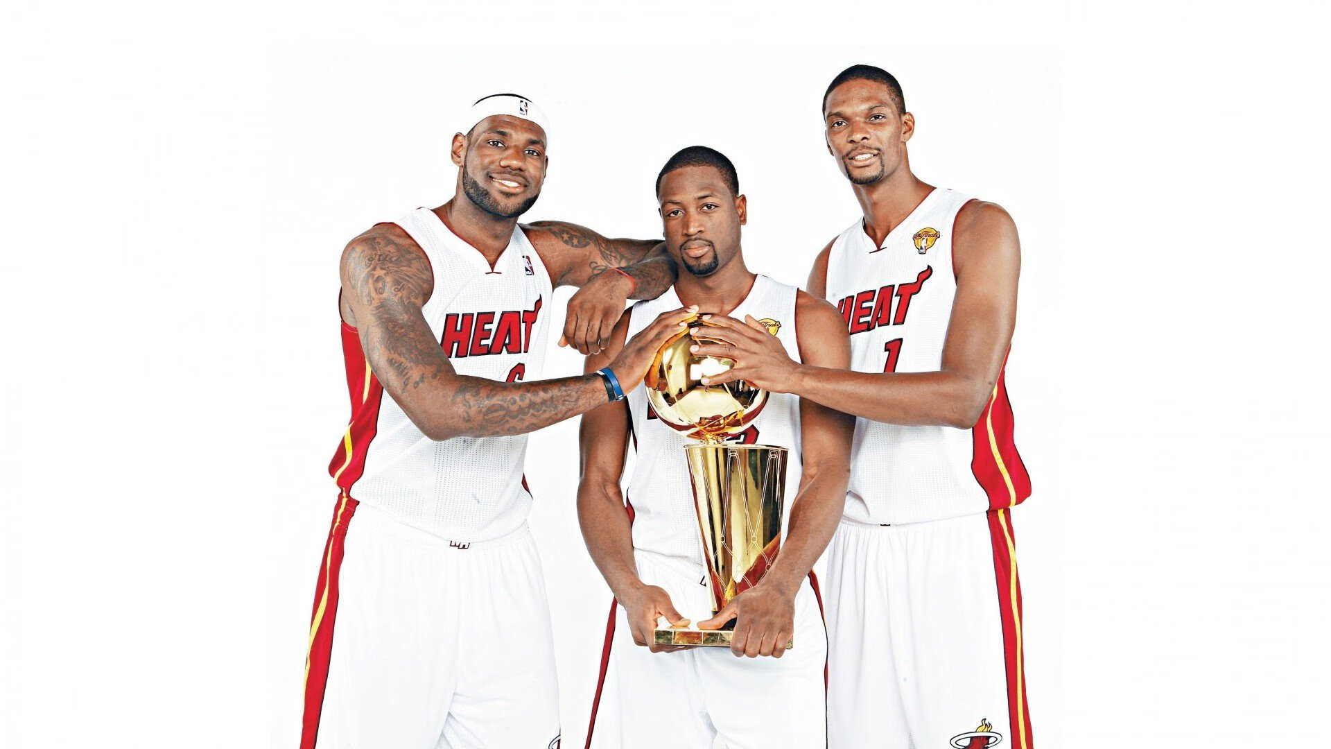 巴黎鏖战里昂，哈弗茨统治全场，一场定义赛季的王者之战