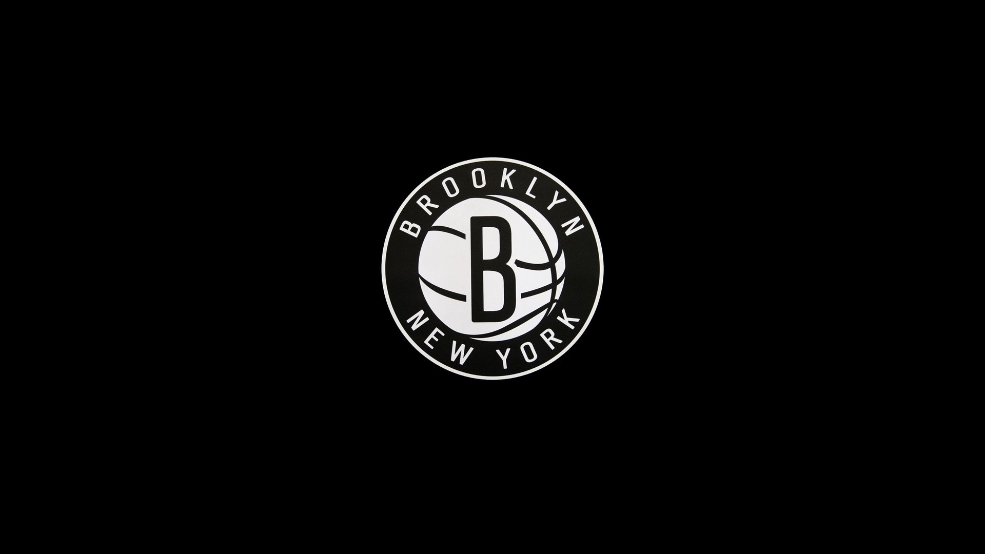 爱游戏世界杯2026-零点一秒的银石，当哈斯的绝地反击撞上维斯塔潘的时光机器